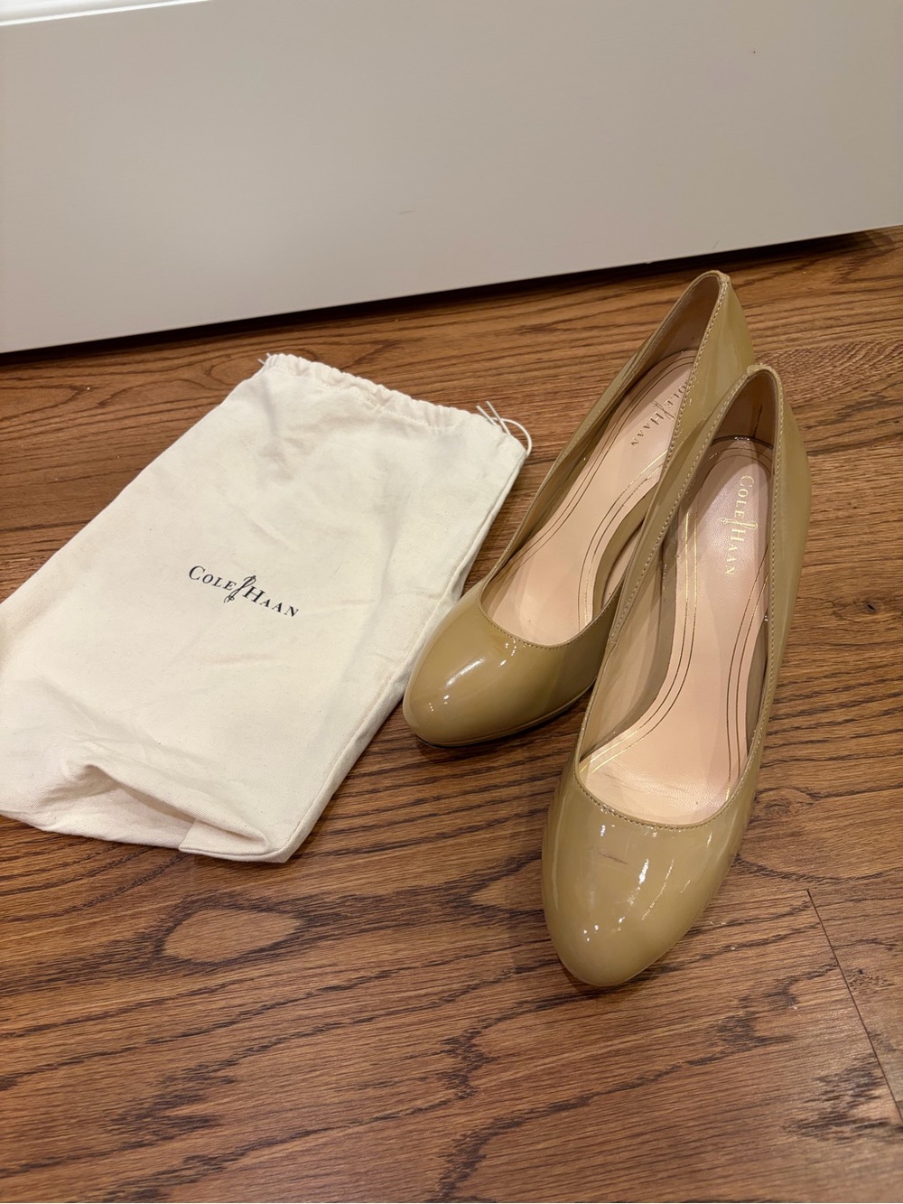Cole Haan Nike Air Chelsea Patent Leather Platform Pumps Nude Sandstone 9.5B